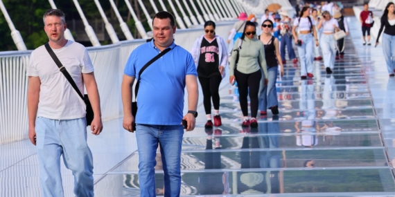 Küresel Teknoloji Sektöründe Yenilenebilir Enerji Yatırımları Artış Gösterdi